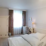 Wald-hotel Ξενοδοχείο 3*