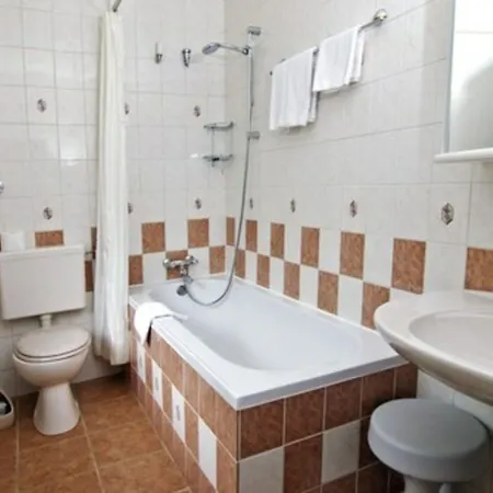 Wald-hotel 3* Troisdorf