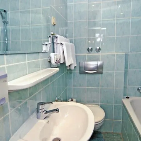 Wald-hotel 3*