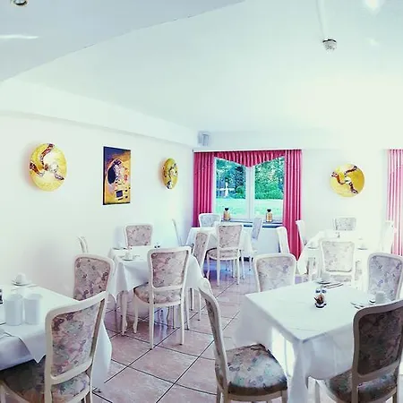 Wald-hotel 3* Troisdorf