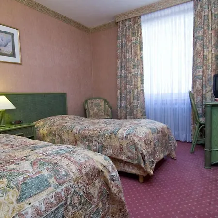 Wald-hotel 3*