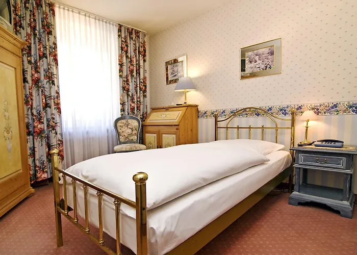 Wald-hotel Ξενοδοχείο 3*