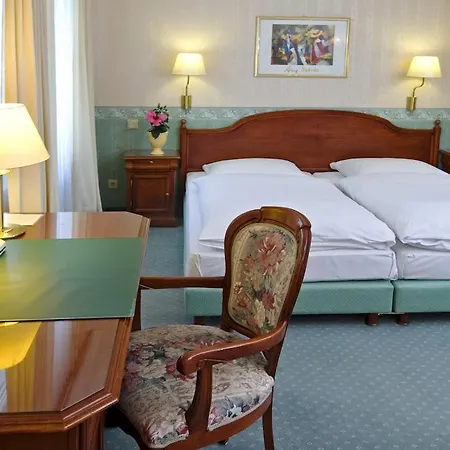 Wald-hotel Hotel